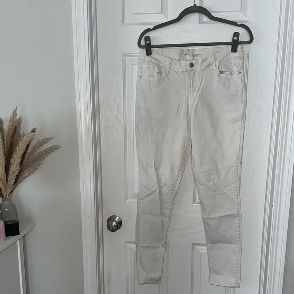Old Navy White Skinny Jeans Sleek Fit